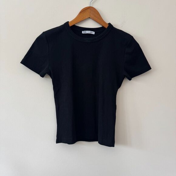 Zara Tops - Zara Women’s Black Ribbed Fitted Crop Tee Medium